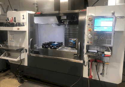 Haas VF4SS con HRT210 rotary table